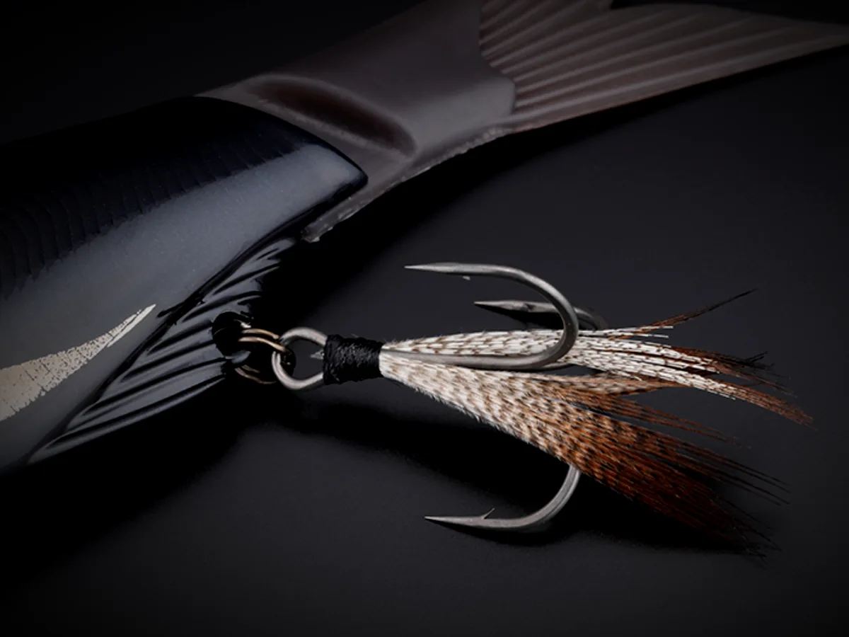 Hameçon arrière feather – effet frein pour animations précises en pinpoint luring