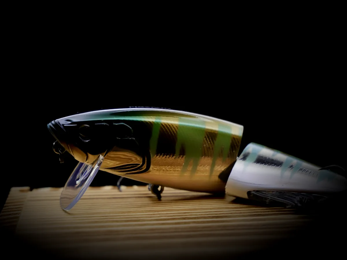 Coloris disponibles Maekon SF carnassier natural bone lime ayu perch